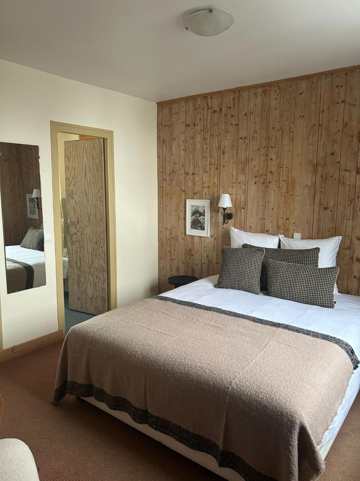 Hotel Le Caprice Des Neiges Комблу Экстерьер фото