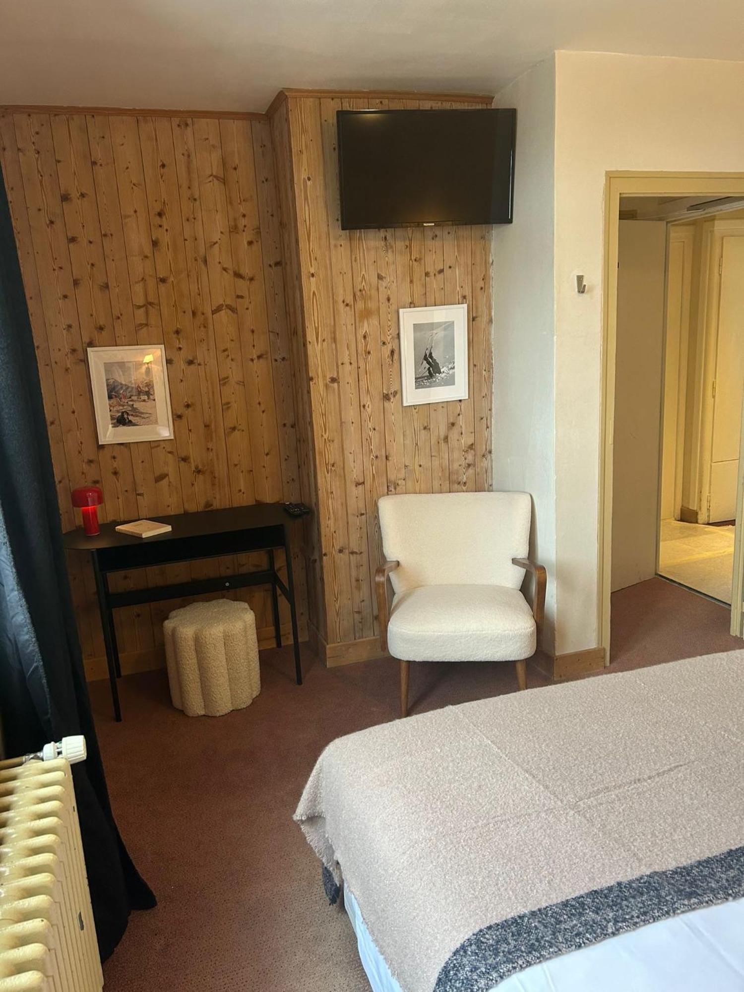 Hotel Le Caprice Des Neiges Комблу Экстерьер фото