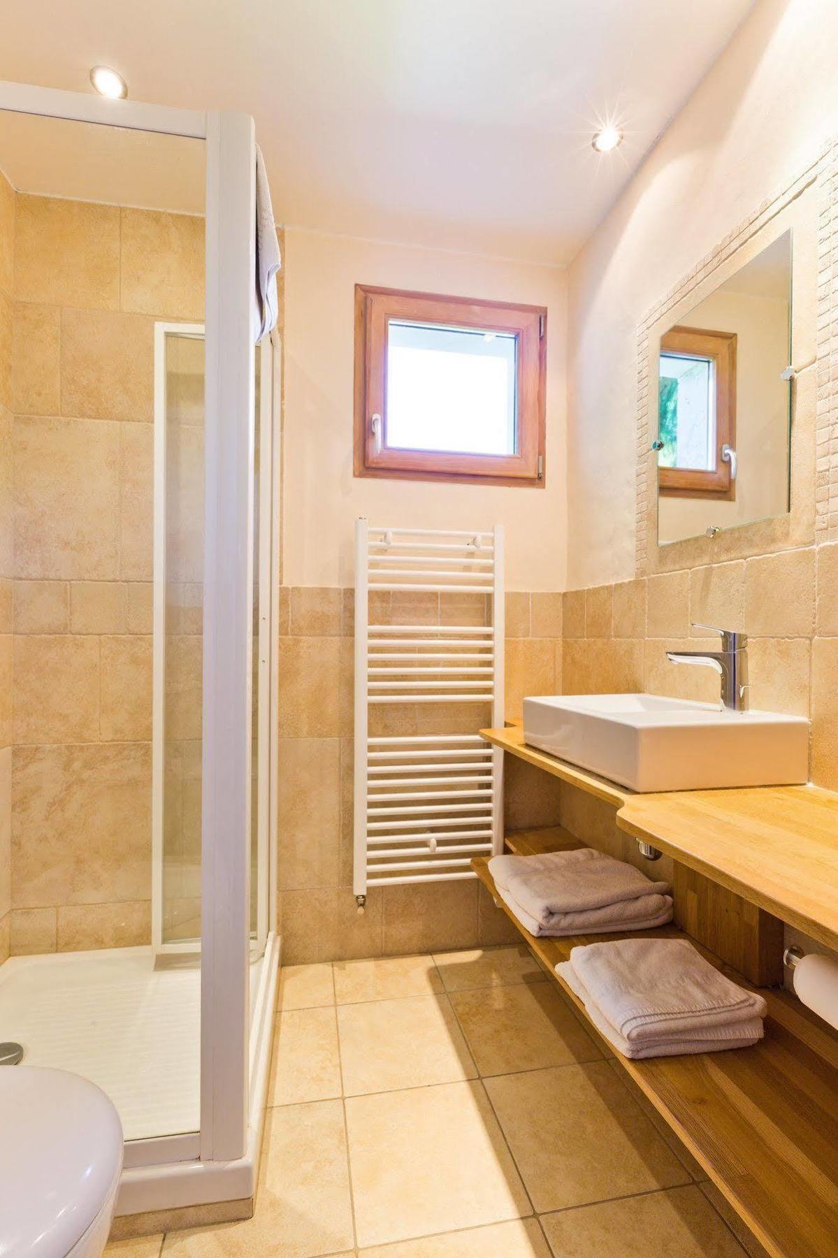 Hotel Le Caprice Des Neiges Комблу Экстерьер фото